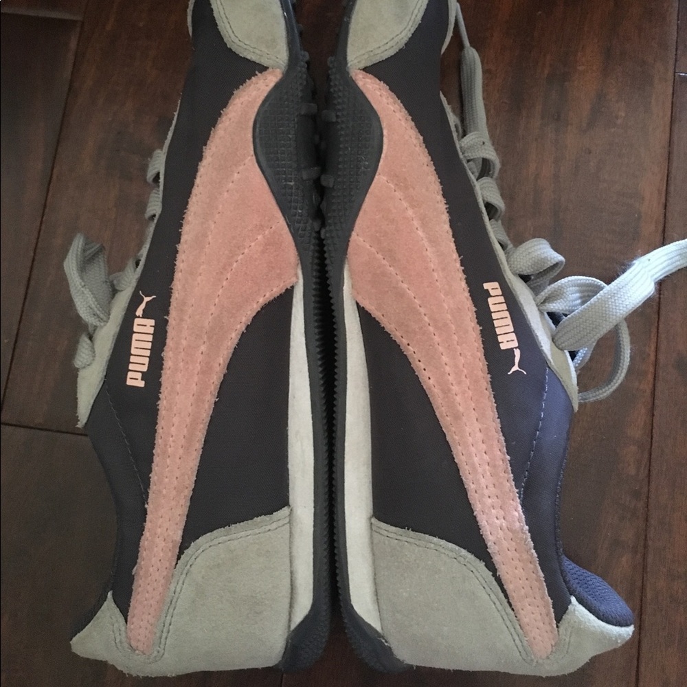 EUC W 8.5 Puma Mirage deep/light gray and pink
